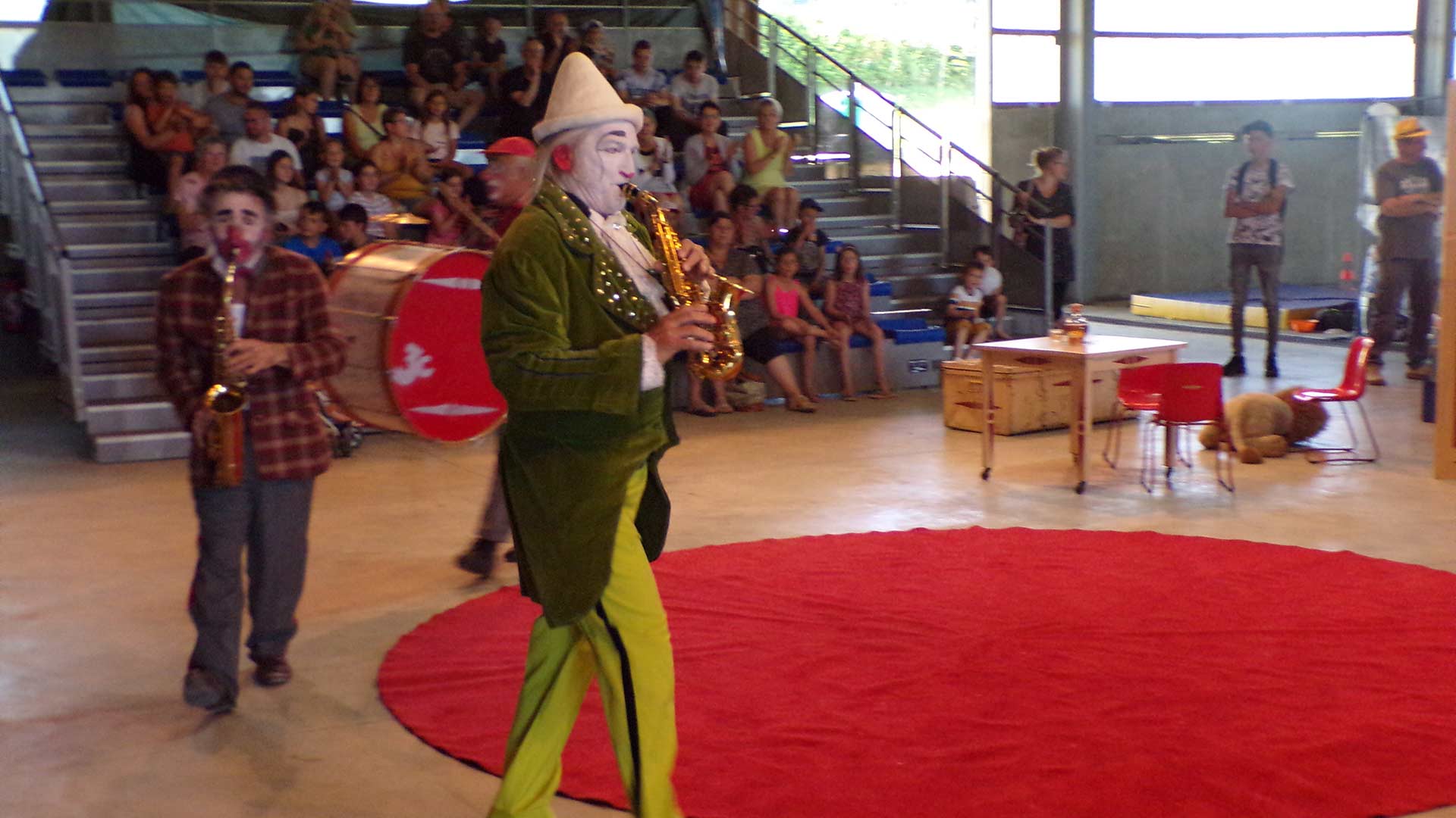 Spectacle final des clowns pourla fête du jeu 2022