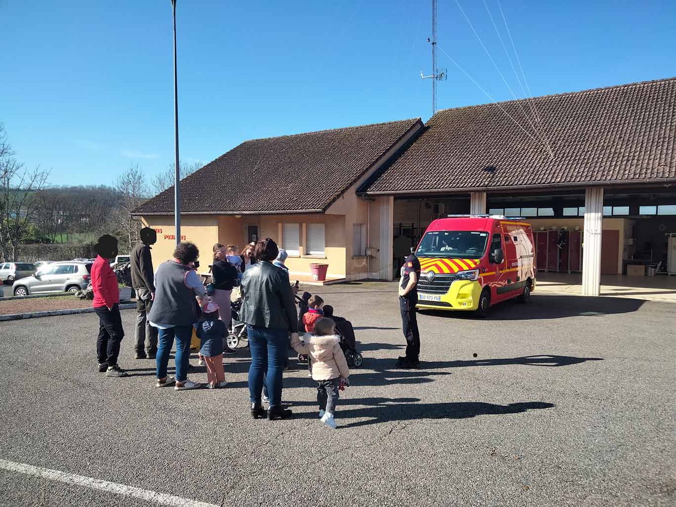 Visite à la caserne des pompiers de Pouilly-en-Auxois
