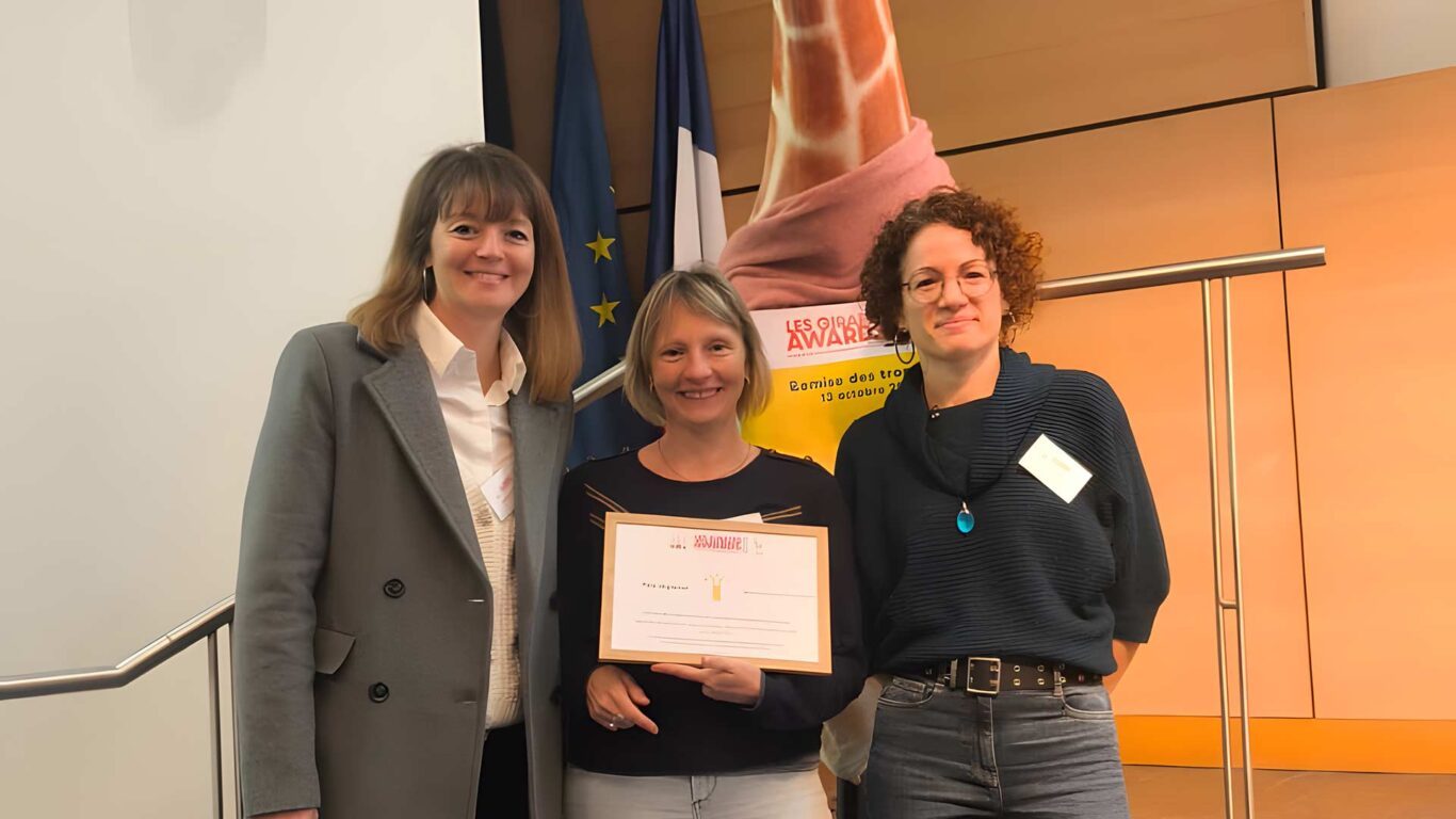 Remise du premier prix aux Girafes Awards 2025 de la Région Bourgogne Franche-comté