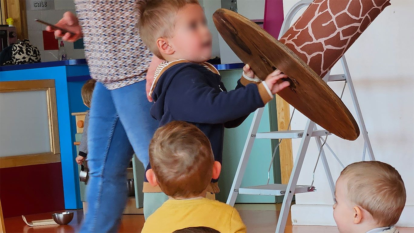 Semaine Nationale Petite-Enfance 2026 Photo atelier Ronde-hors à la Maison des enfants de Pouilly en Auxois