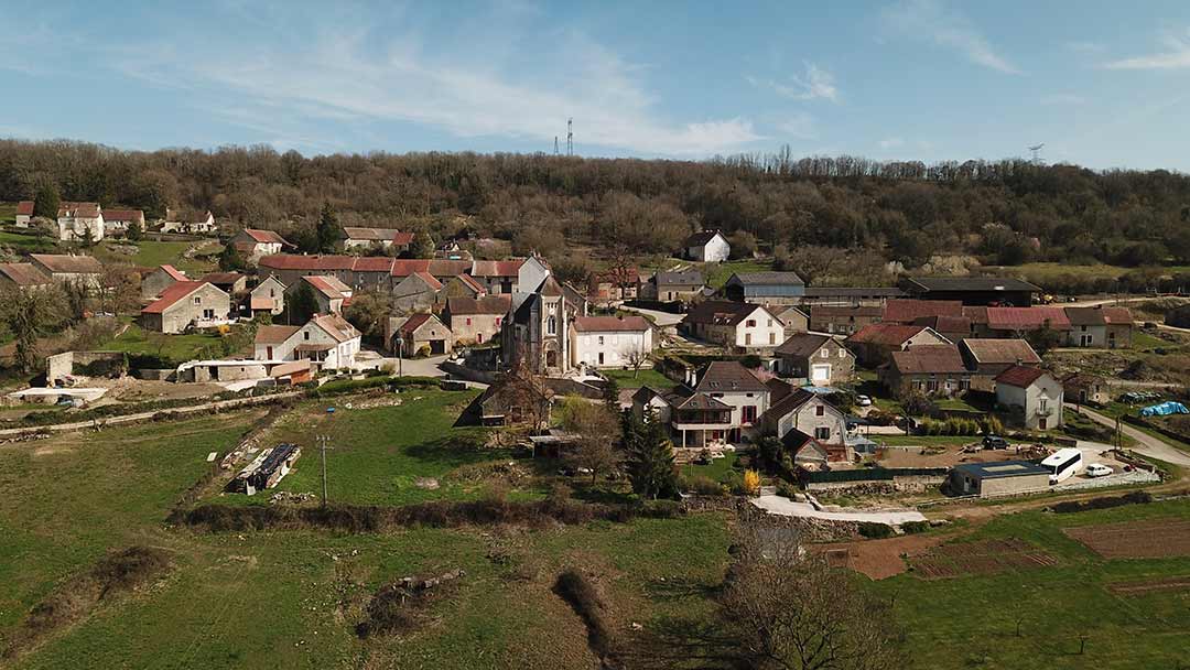 Vue aérienne de la commune de Chaudenay-la-Ville (21360)